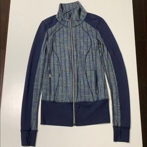 Lululemon zip up jacket size 4